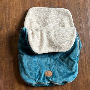 JJ Cole Bundle Me car seat cover